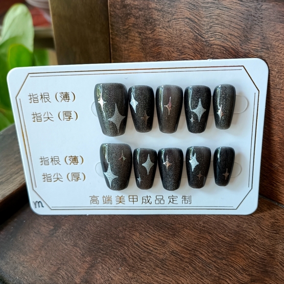 One of a Kind CUSTOM NAILS 10pcs set Size M Twisted Fate - Picture 2 of 6